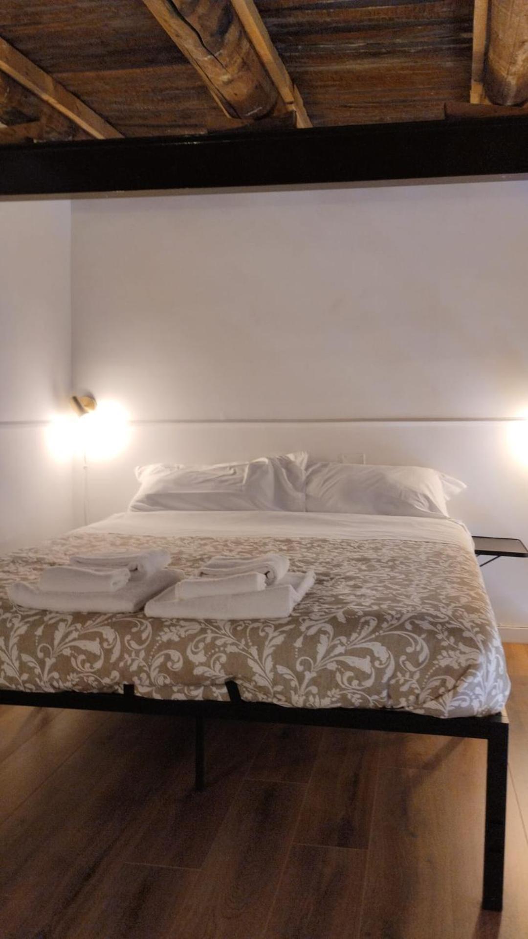 Residence E Appartamenti Cavallerizza نابولي المظهر الخارجي الصورة