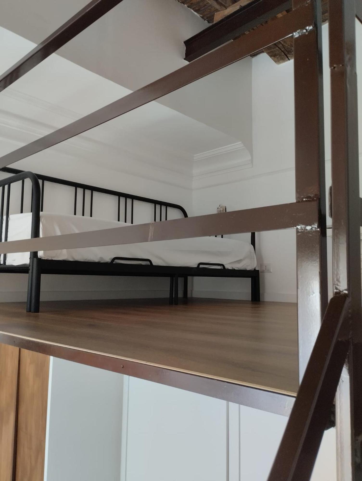 Residence E Appartamenti Cavallerizza نابولي المظهر الخارجي الصورة