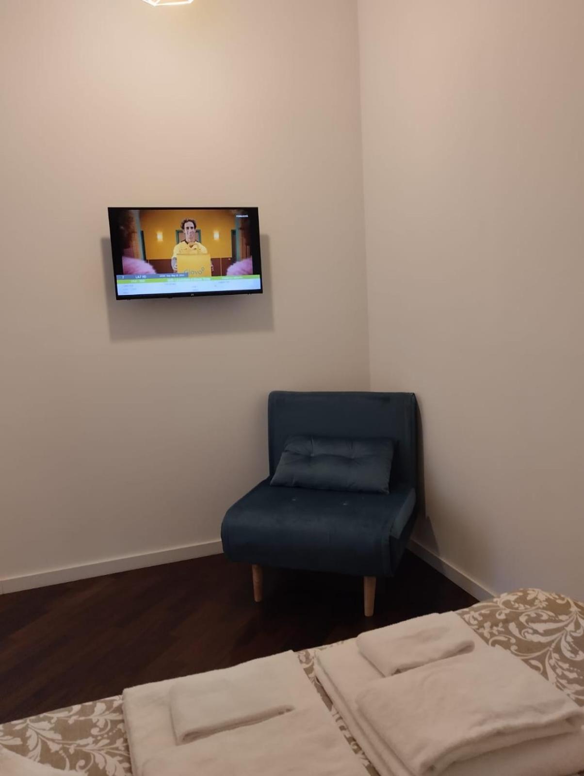Residence E Appartamenti Cavallerizza نابولي المظهر الخارجي الصورة