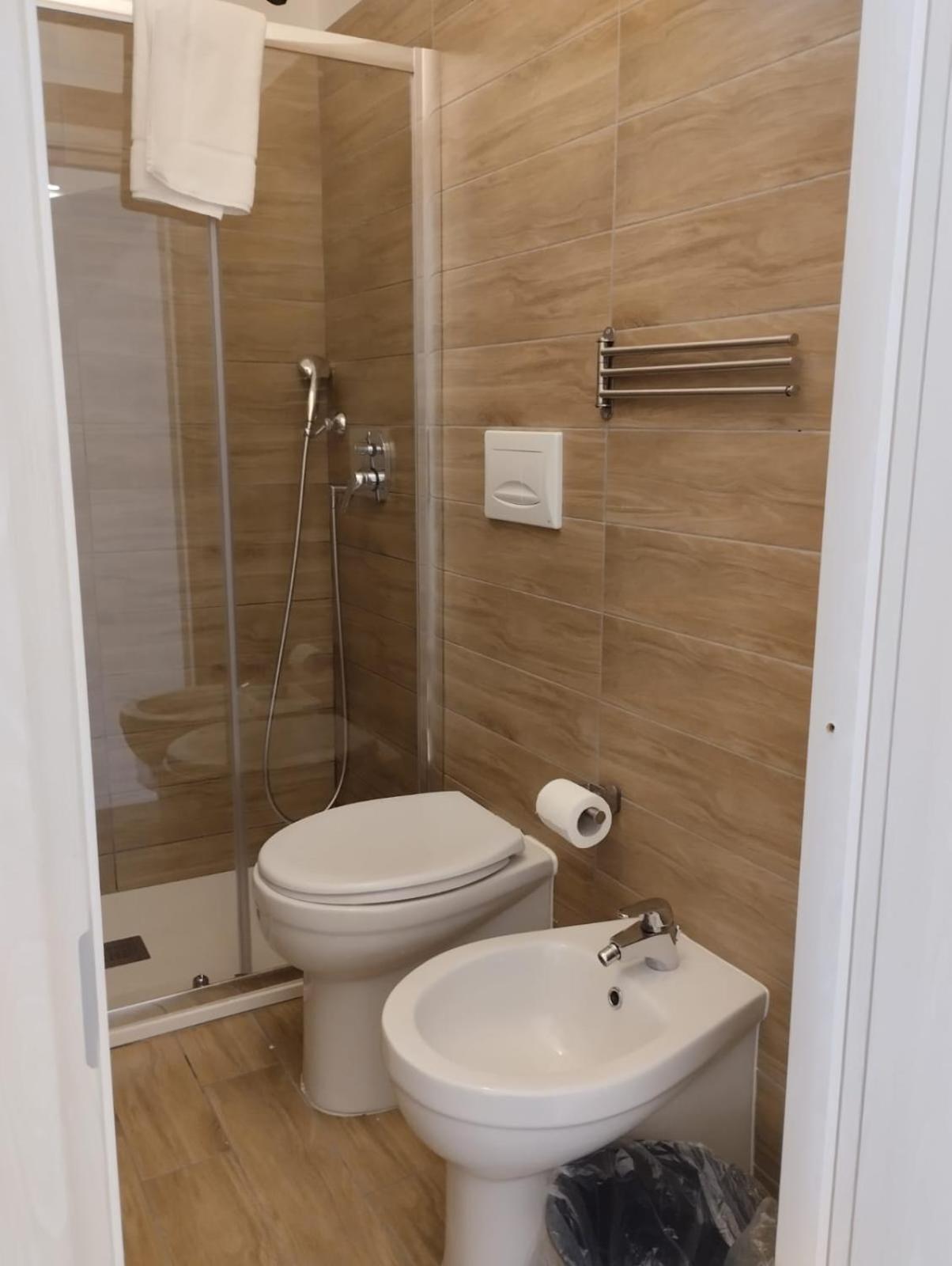 Residence E Appartamenti Cavallerizza نابولي المظهر الخارجي الصورة