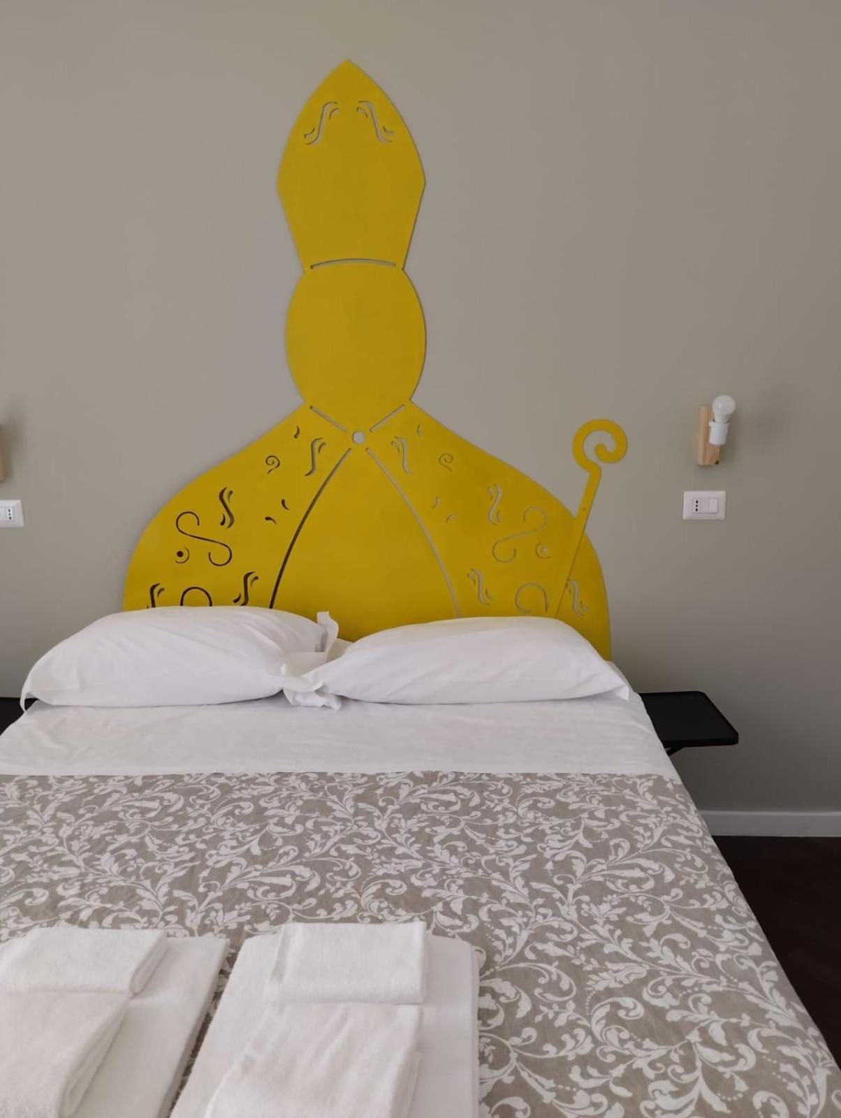 Residence E Appartamenti Cavallerizza نابولي المظهر الخارجي الصورة