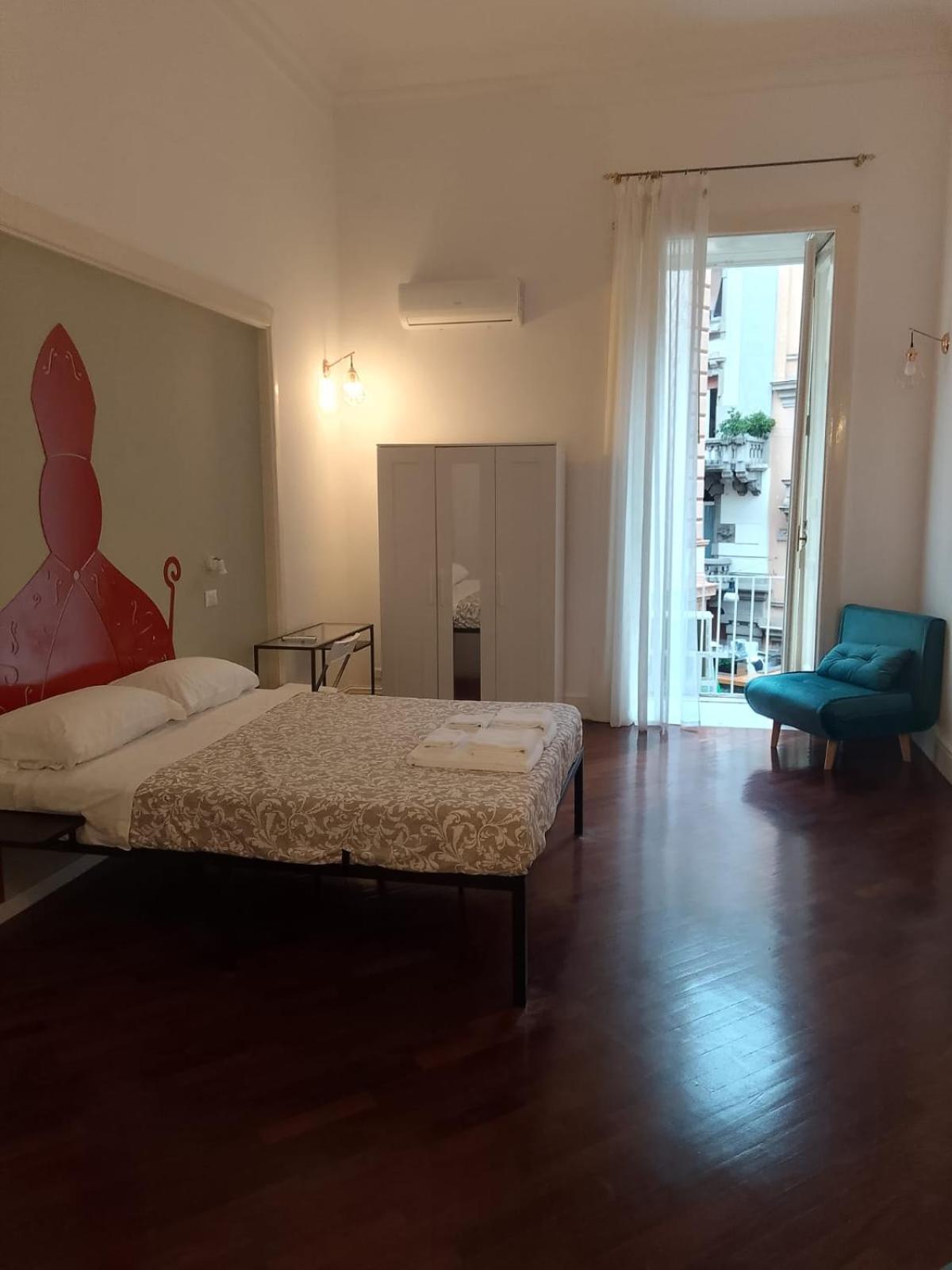 Residence E Appartamenti Cavallerizza نابولي المظهر الخارجي الصورة